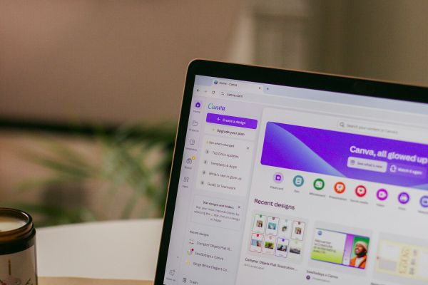 Créer facilement votre newsletter avec Canva