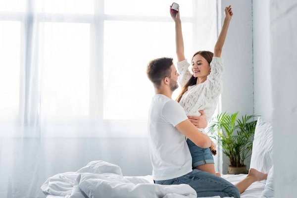 Comment créer un réseau de volontaires pour l'éducation aux droits civiques dans les zones rurales ?